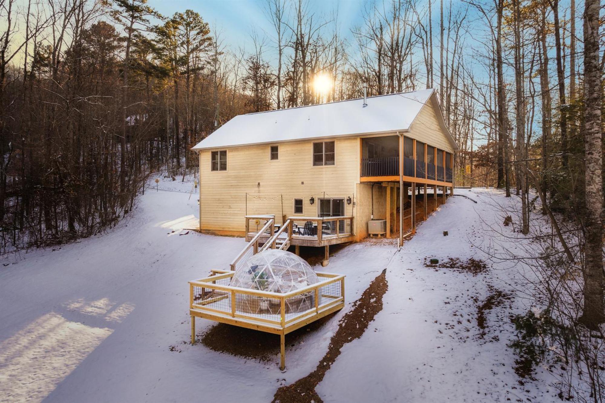 The Moondance Cabin By Lightfoot Stays Vacation Rentals Sevierville Bagian luar foto
